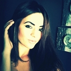 Profil von Leslye